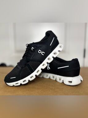 On Running Cloud 5 Sneakers in Black and White